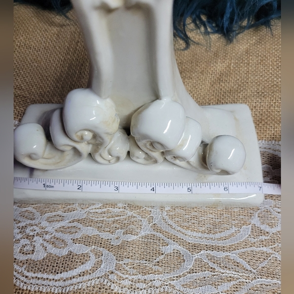 Vintage ceramic cross 12 in tall 6-7 in wide natural patina - Picture 2 of 9